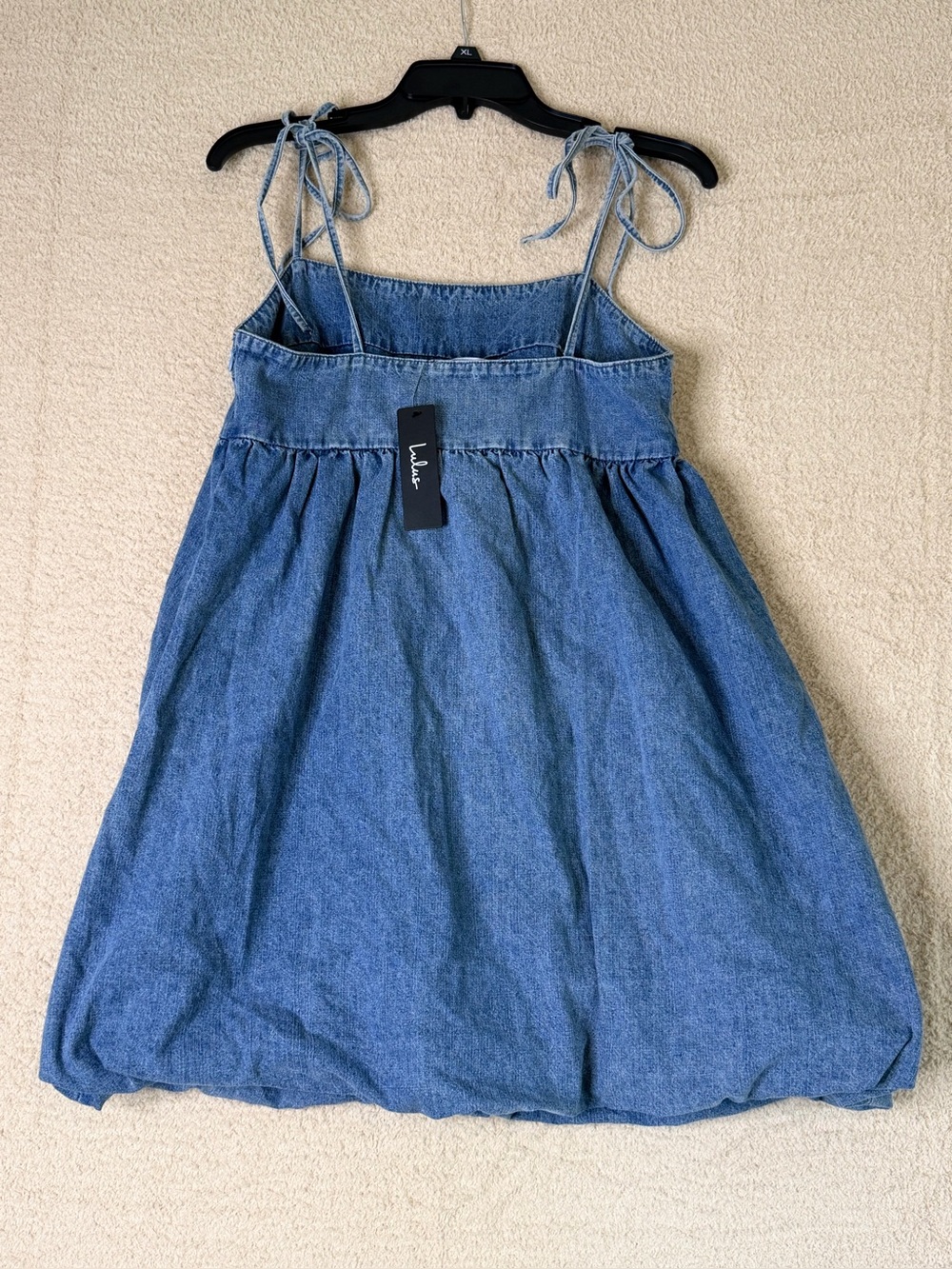 Lulus Charmed Aura Light Wash Denim Tie-Strap Bubble-Hem Mini Dress Size M NWT - Picture 9 of 11